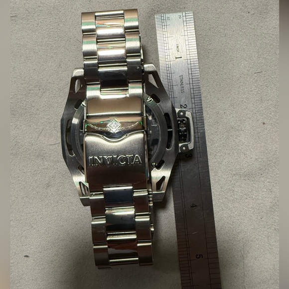 Invicta S1 Rally Men’s Watch - Picture 7 of 11